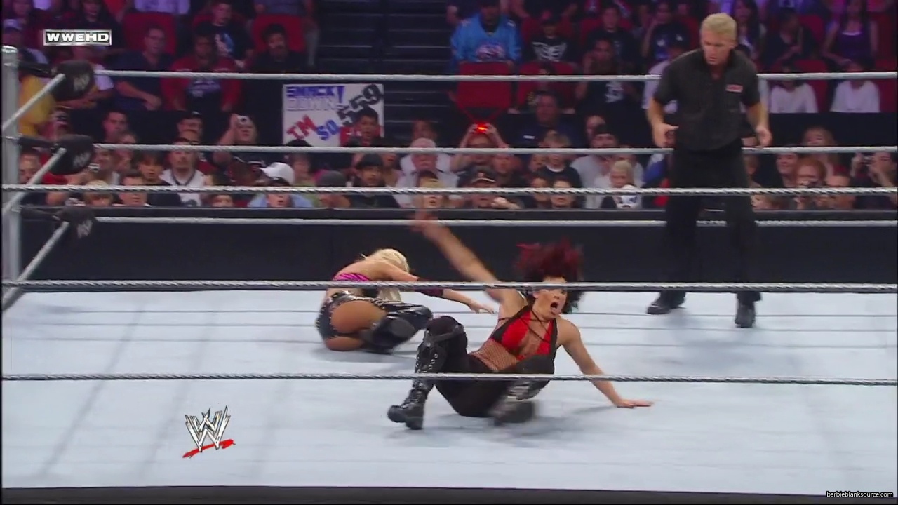 WWE_ECW_06_10_08_Kelly_vs_Victoria_mp40559.jpg