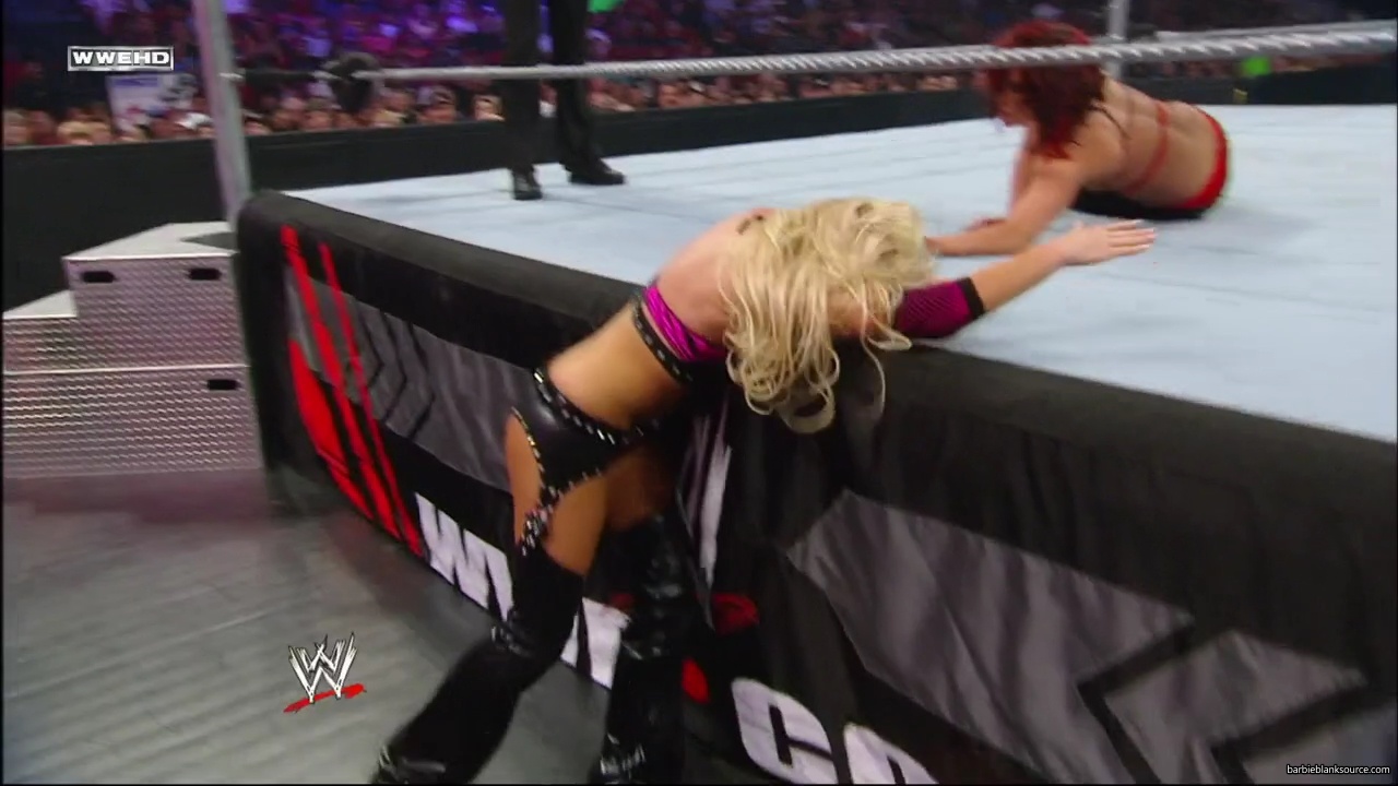 WWE_ECW_06_10_08_Kelly_vs_Victoria_mp40579.jpg
