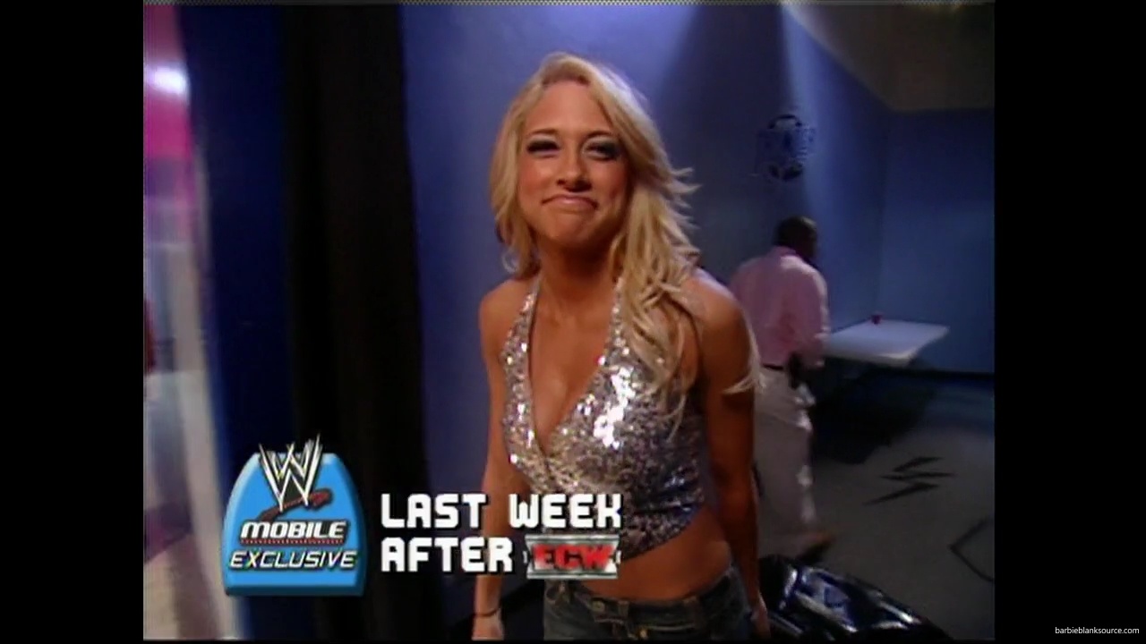 WWE_ECW_11_20_07_Kelly_Layla_Backstage_Fight_Segment_mp41441.jpg