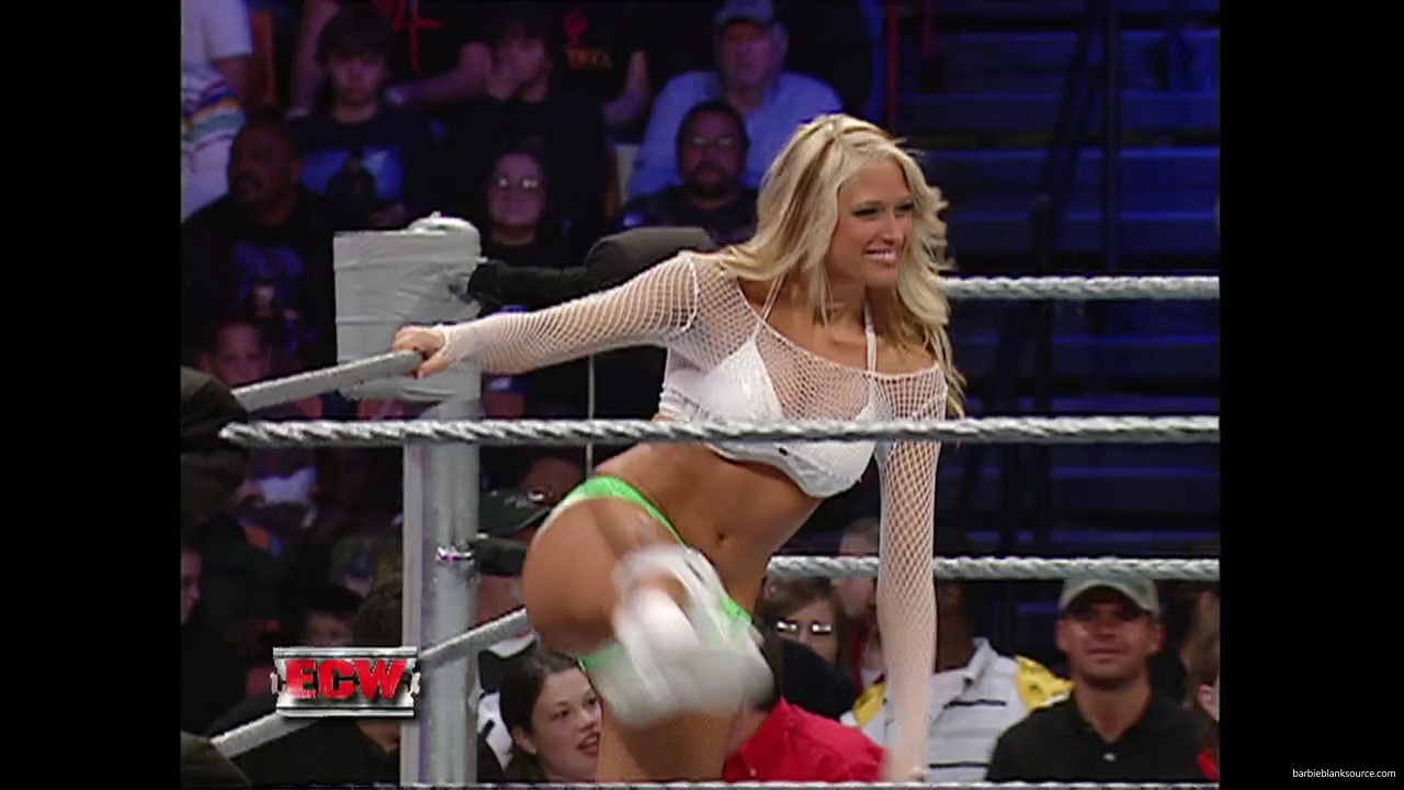 WWE_ECW_12_06_07_Balls_Kelly_vs_Kenny_Victoria_mp41867.jpg