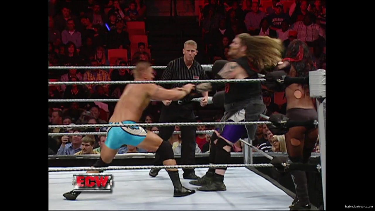 WWE_ECW_12_06_07_Balls_Kelly_vs_Kenny_Victoria_mp42023.jpg