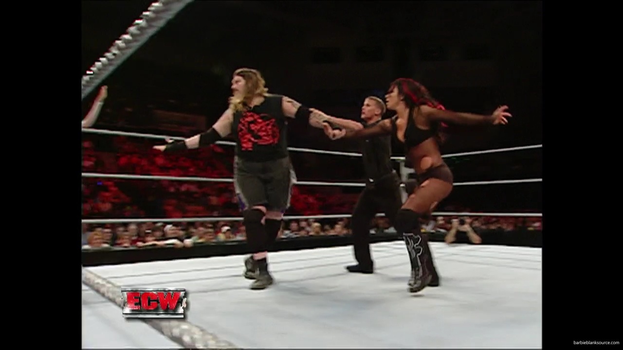 WWE_ECW_12_06_07_Balls_Kelly_vs_Kenny_Victoria_mp42057.jpg
