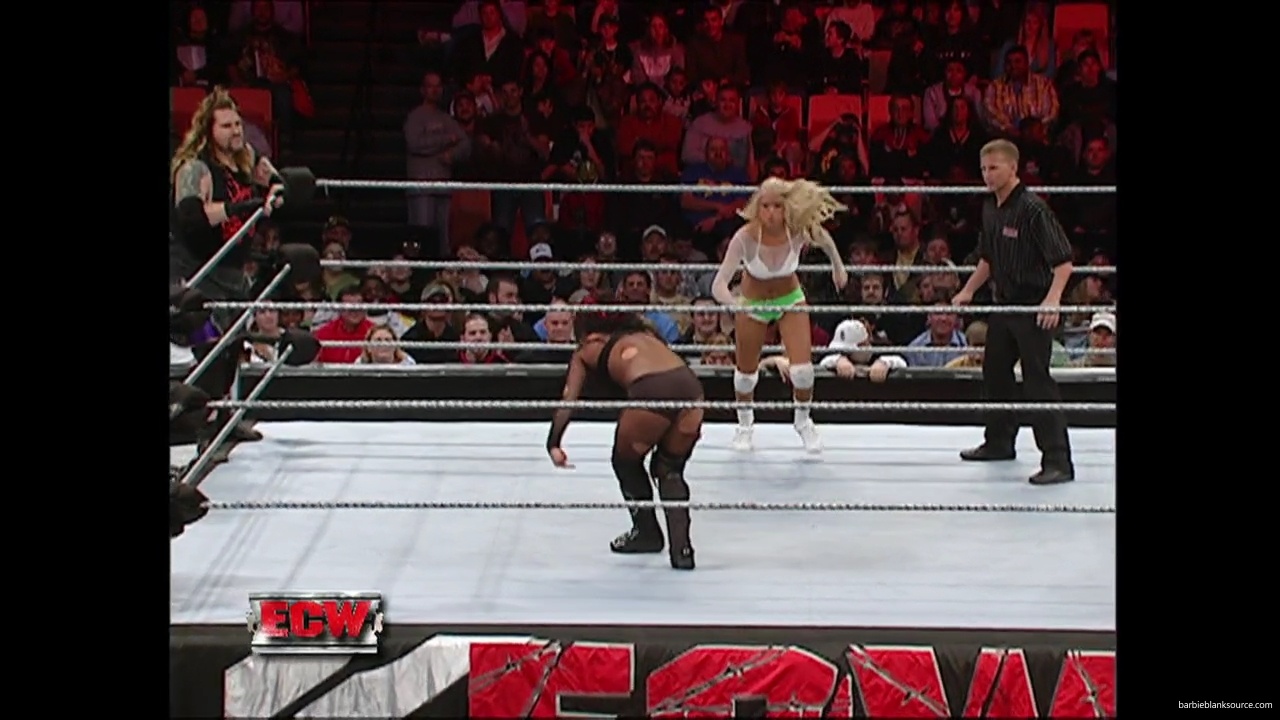 WWE_ECW_12_06_07_Balls_Kelly_vs_Kenny_Victoria_mp42083.jpg