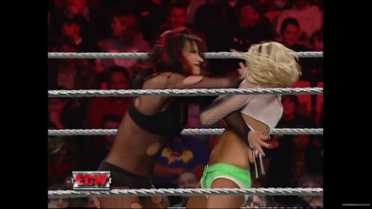 WWE_ECW_12_06_07_Balls_Kelly_vs_Kenny_Victoria_mp42093.jpg