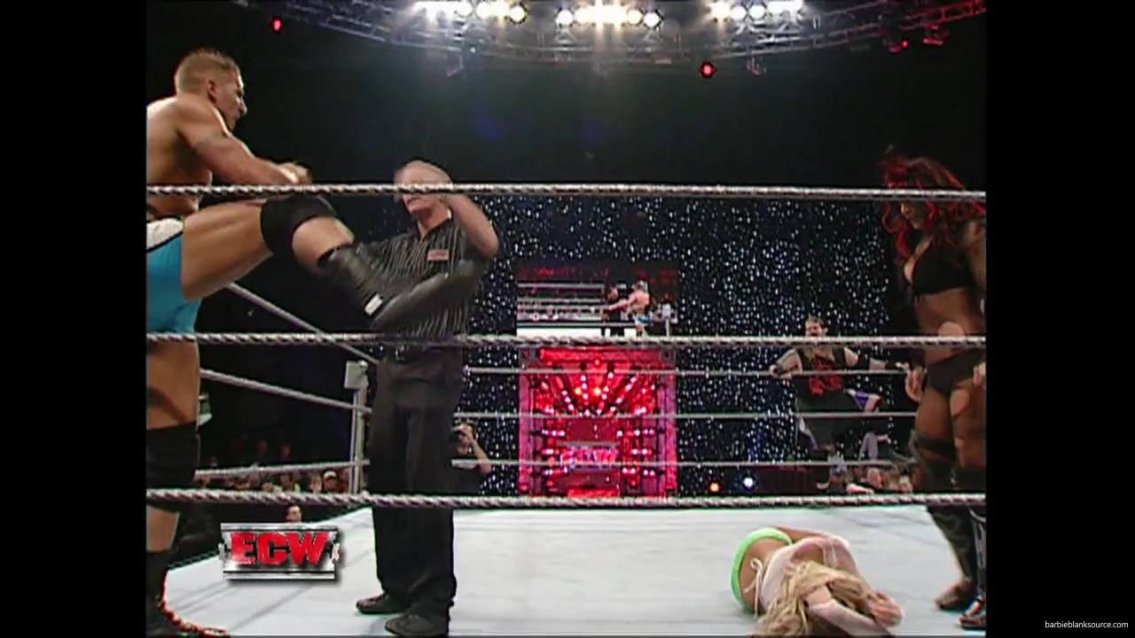 WWE_ECW_12_06_07_Balls_Kelly_vs_Kenny_Victoria_mp42115.jpg