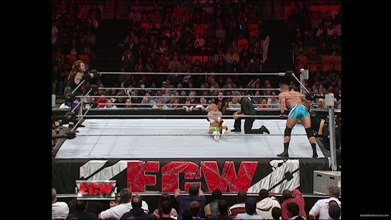 WWE_ECW_12_06_07_Balls_Kelly_vs_Kenny_Victoria_mp42159.jpg