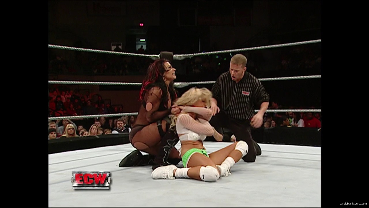 WWE_ECW_12_06_07_Balls_Kelly_vs_Kenny_Victoria_mp42161.jpg WWE_ECW_12_06_07_Balls_Kelly_vs_Kenny_Victoria_mp42161.jpg