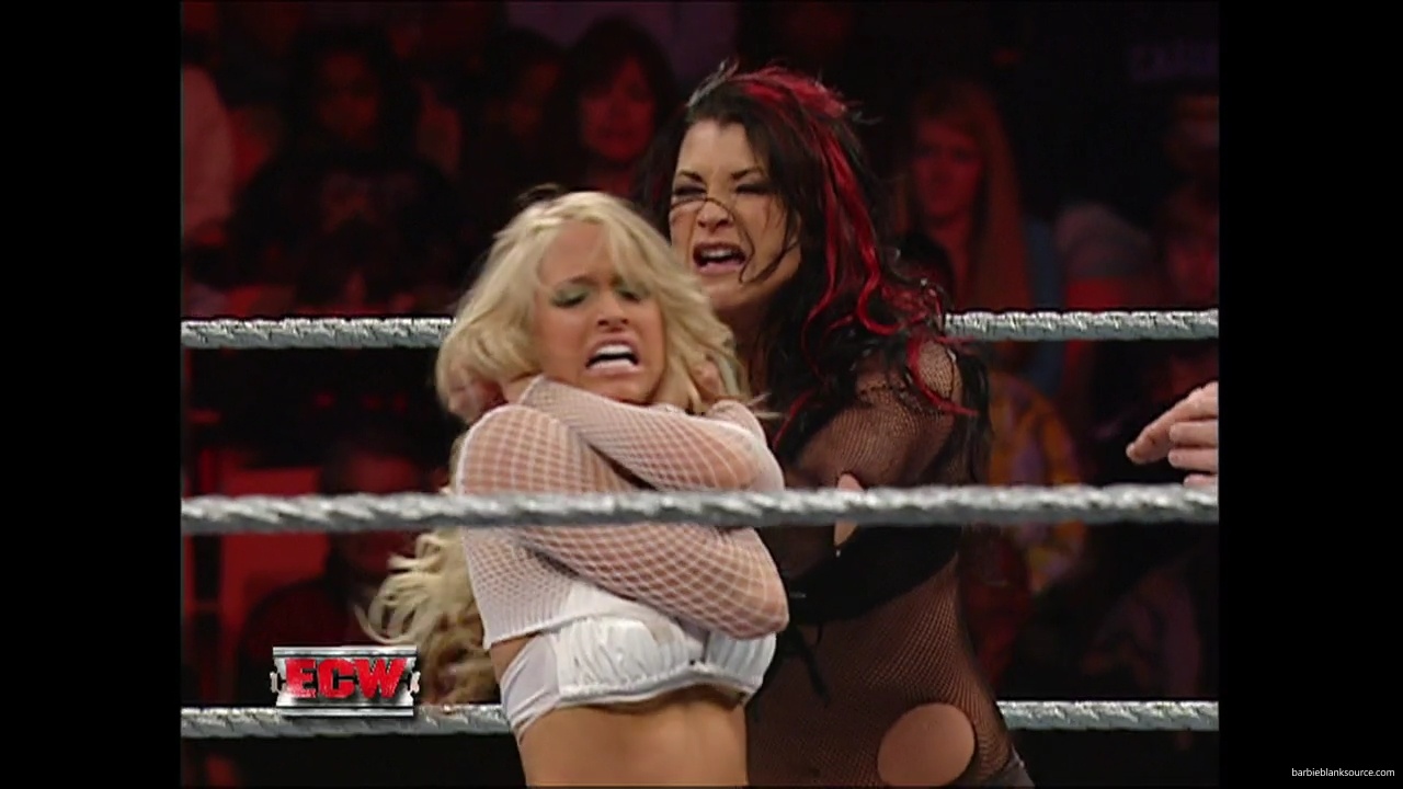 WWE_ECW_12_06_07_Balls_Kelly_vs_Kenny_Victoria_mp42167.jpg WWE_ECW_12_06_07_Balls_Kelly_vs_Kenny_Victoria_mp42167.jpg