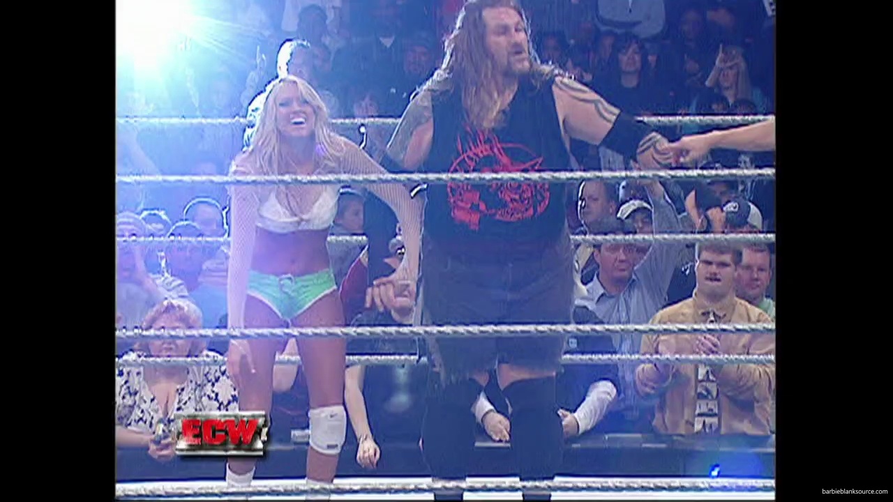 WWE_ECW_12_06_07_Balls_Kelly_vs_Kenny_Victoria_mp42265.jpg