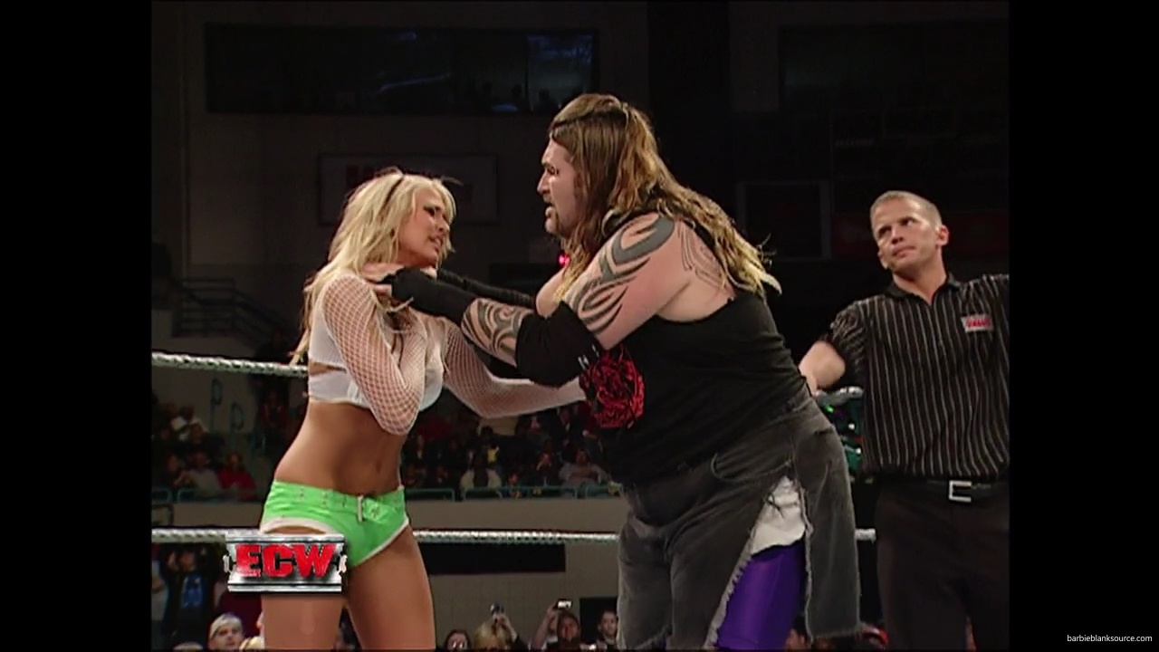WWE_ECW_12_06_07_Balls_Kelly_vs_Kenny_Victoria_mp42277.jpg