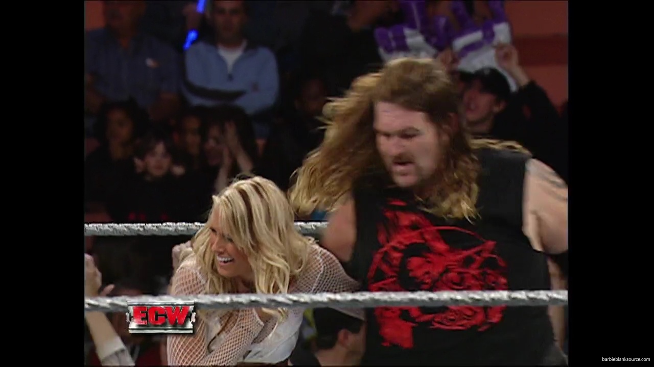 WWE_ECW_12_06_07_Balls_Kelly_vs_Kenny_Victoria_mp42282.jpg