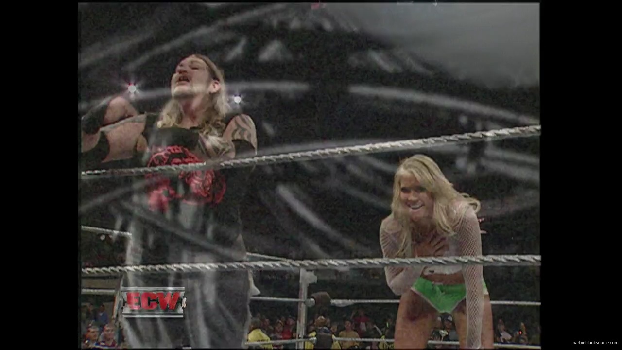 WWE_ECW_12_06_07_Balls_Kelly_vs_Kenny_Victoria_mp42310.jpg