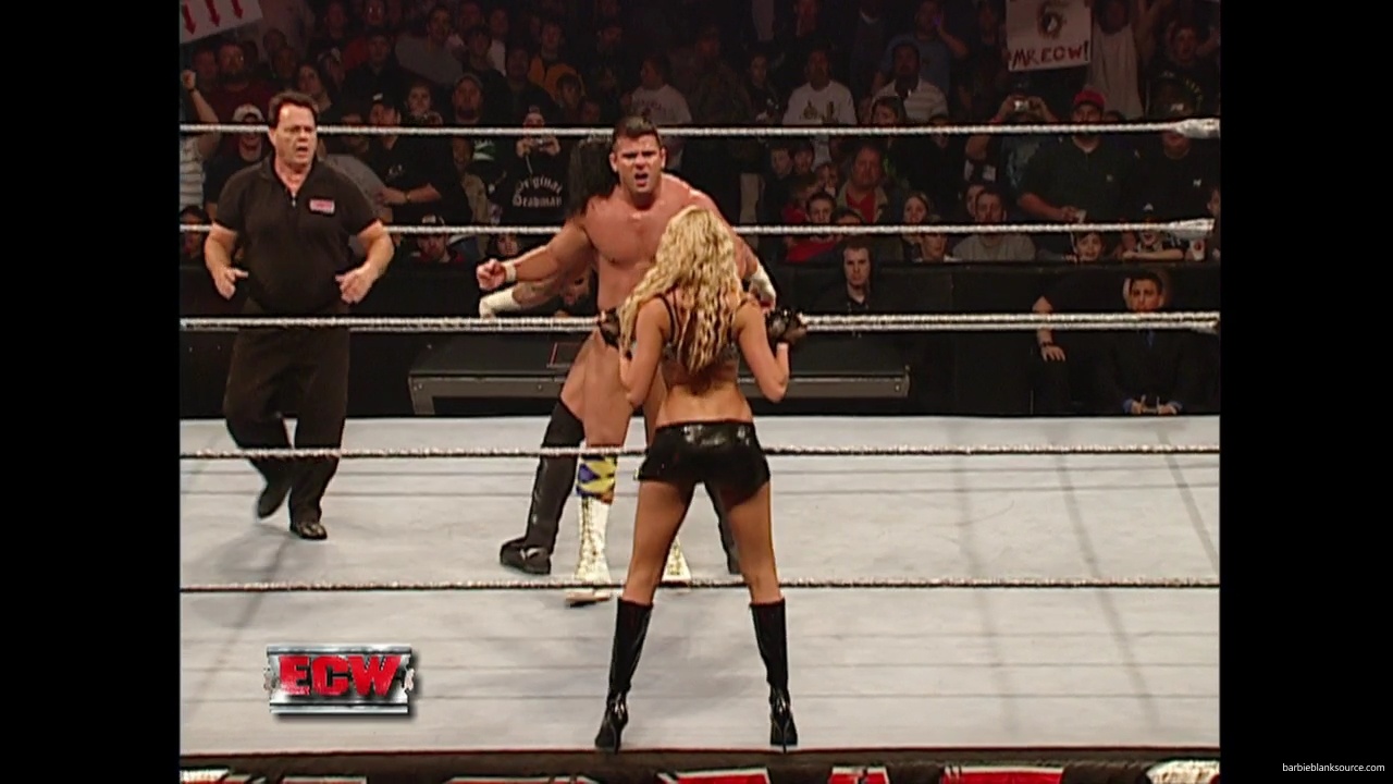 WWE_ECW_01_16_07_Kelly_Ringside_mp40371.jpg