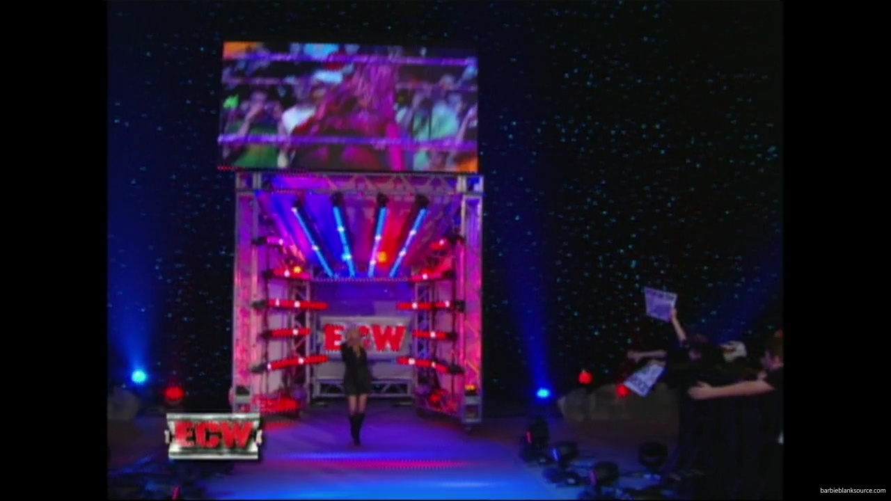WWE_ECW_01_15_08_Kelly_Segment_mp40342.jpg