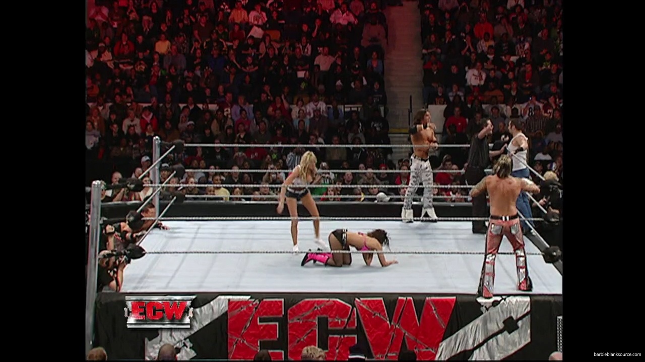 WWE_ECW_01_01_08_Jimmy_Kelly_Shannon_vs_Layla_Morrison_Miz_mp40098.jpg