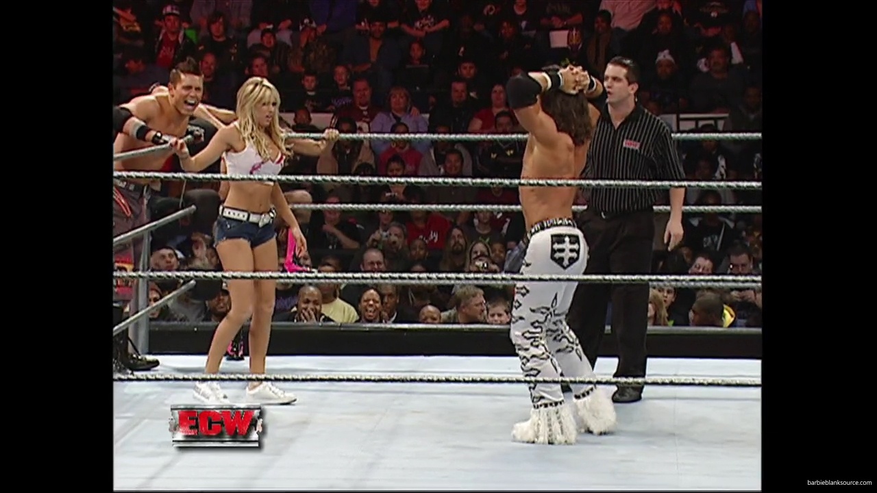 WWE_ECW_01_01_08_Jimmy_Kelly_Shannon_vs_Layla_Morrison_Miz_mp40120.jpg