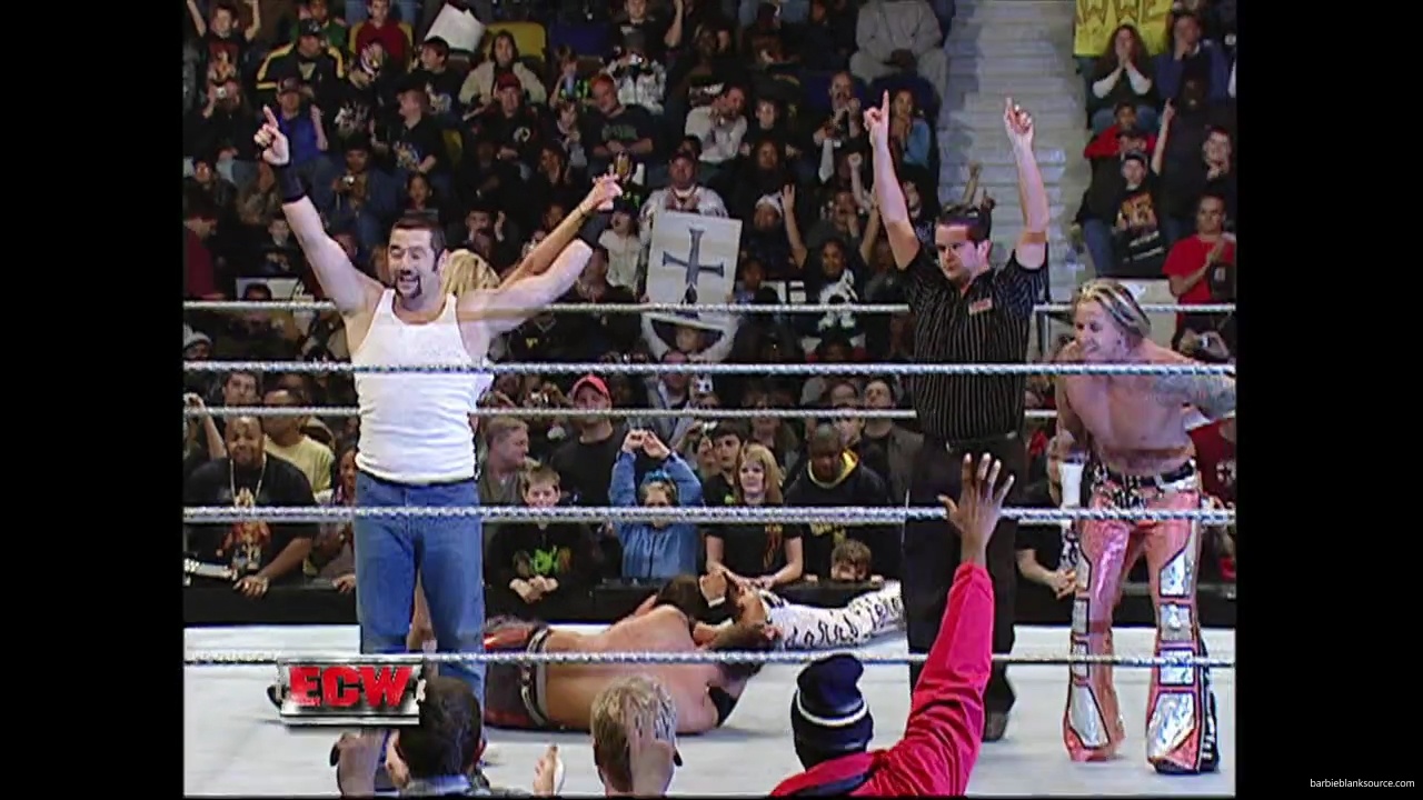 WWE_ECW_01_01_08_Jimmy_Kelly_Shannon_vs_Layla_Morrison_Miz_mp40441.jpg