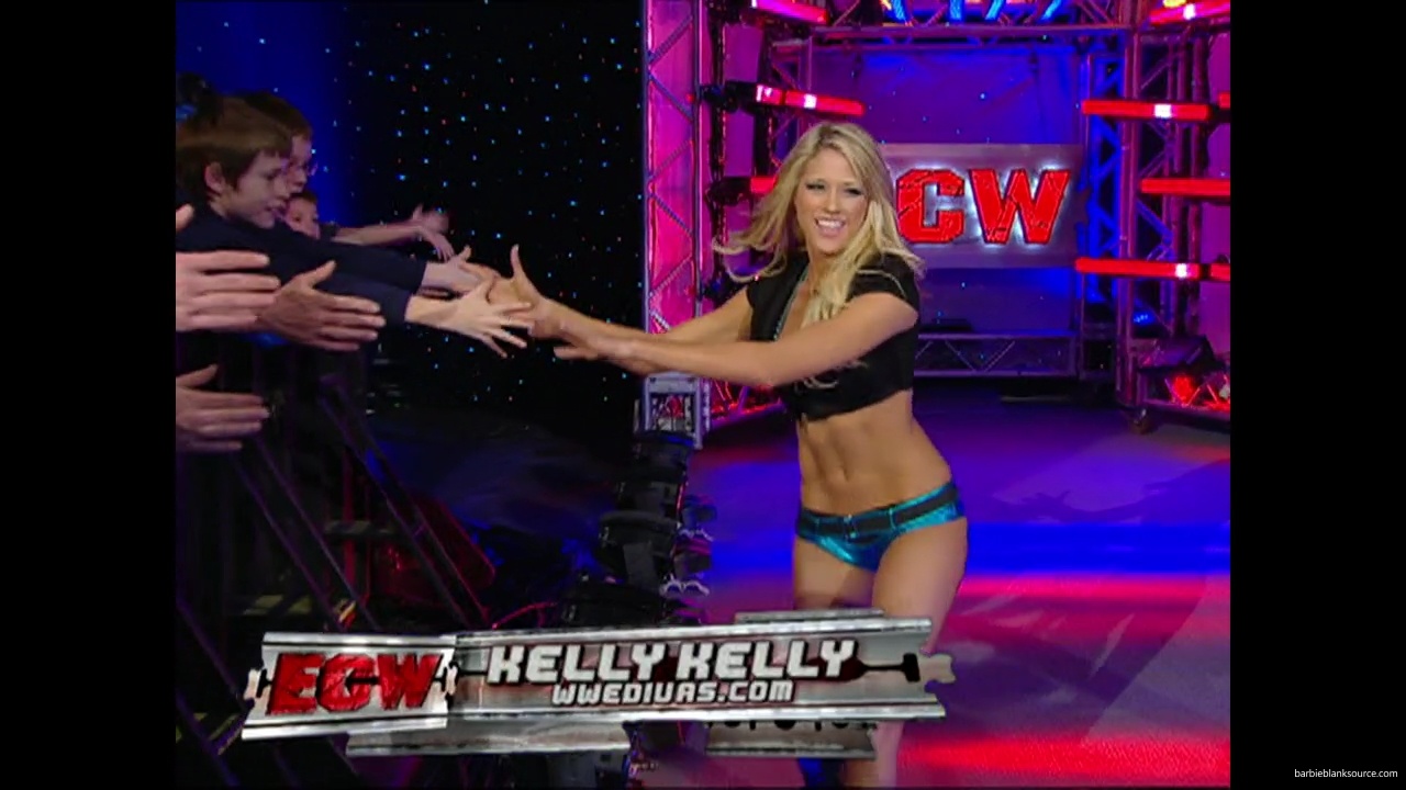WWE_ECW_01_08_08_Kelly_Layla_Segment_Featuring_Lena_mp40031.jpg