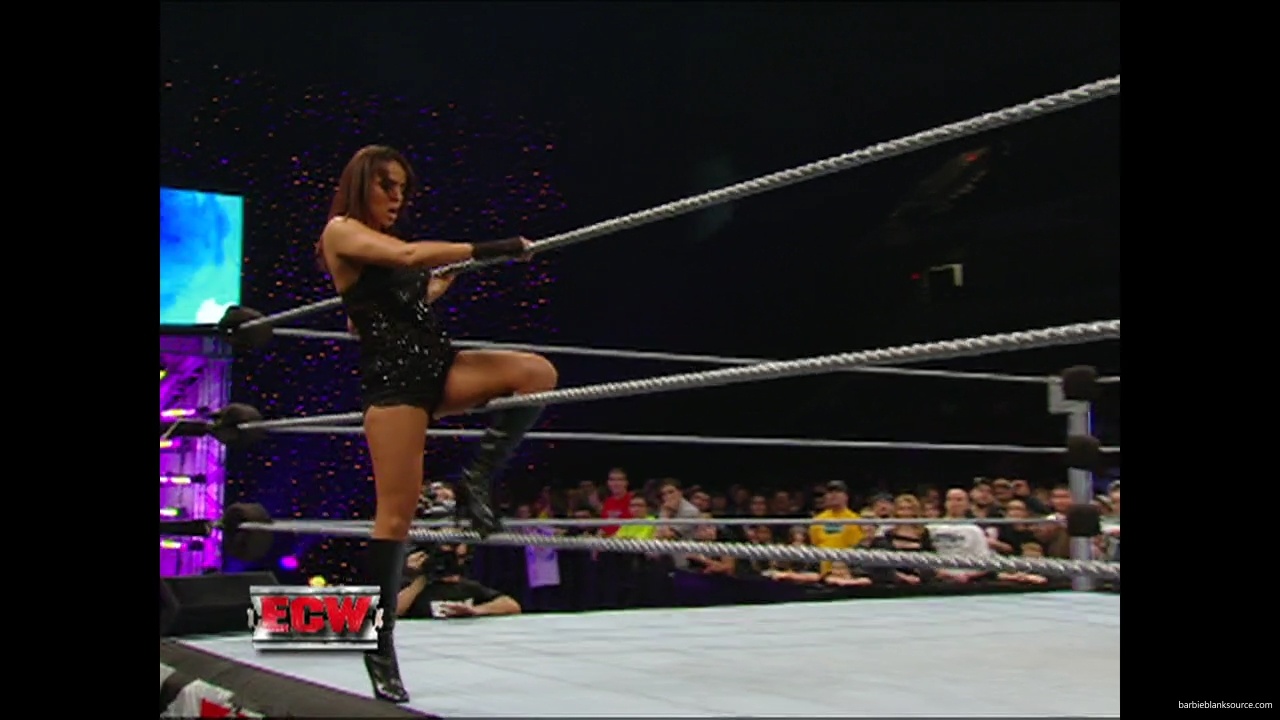 WWE_ECW_01_08_08_Kelly_Layla_Segment_Featuring_Lena_mp40078.jpg