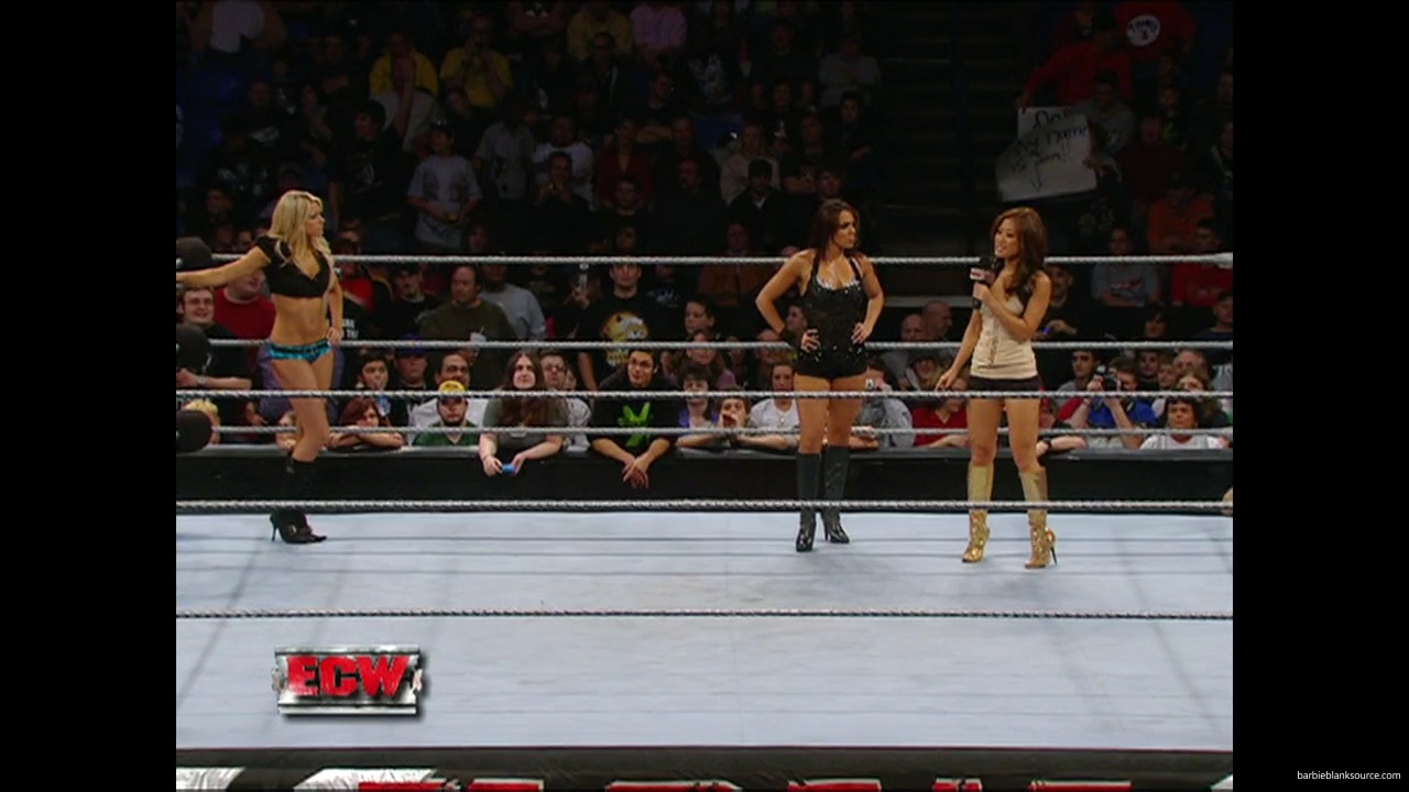 WWE_ECW_01_08_08_Kelly_Layla_Segment_Featuring_Lena_mp40096.jpg