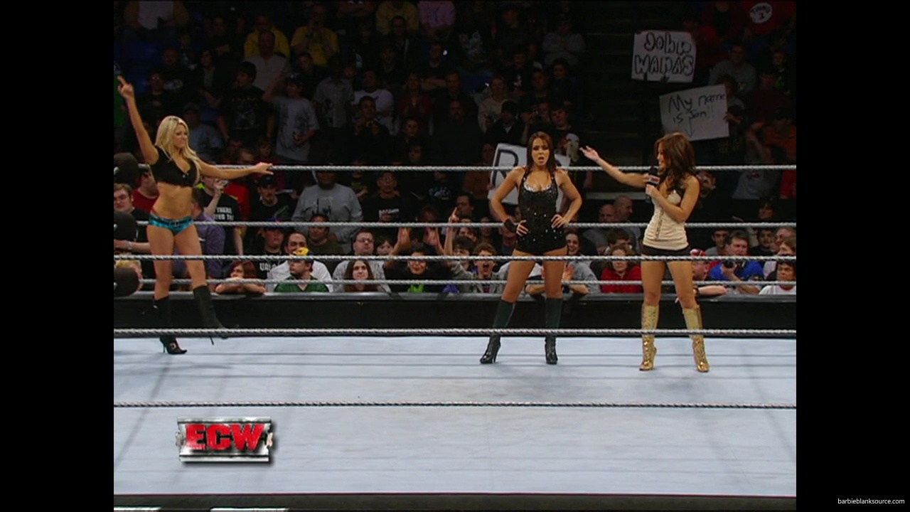 WWE_ECW_01_08_08_Kelly_Layla_Segment_Featuring_Lena_mp40106.jpg