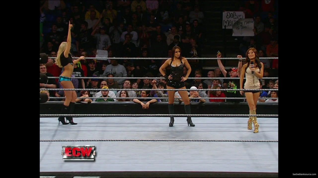 WWE_ECW_01_08_08_Kelly_Layla_Segment_Featuring_Lena_mp40108.jpg
