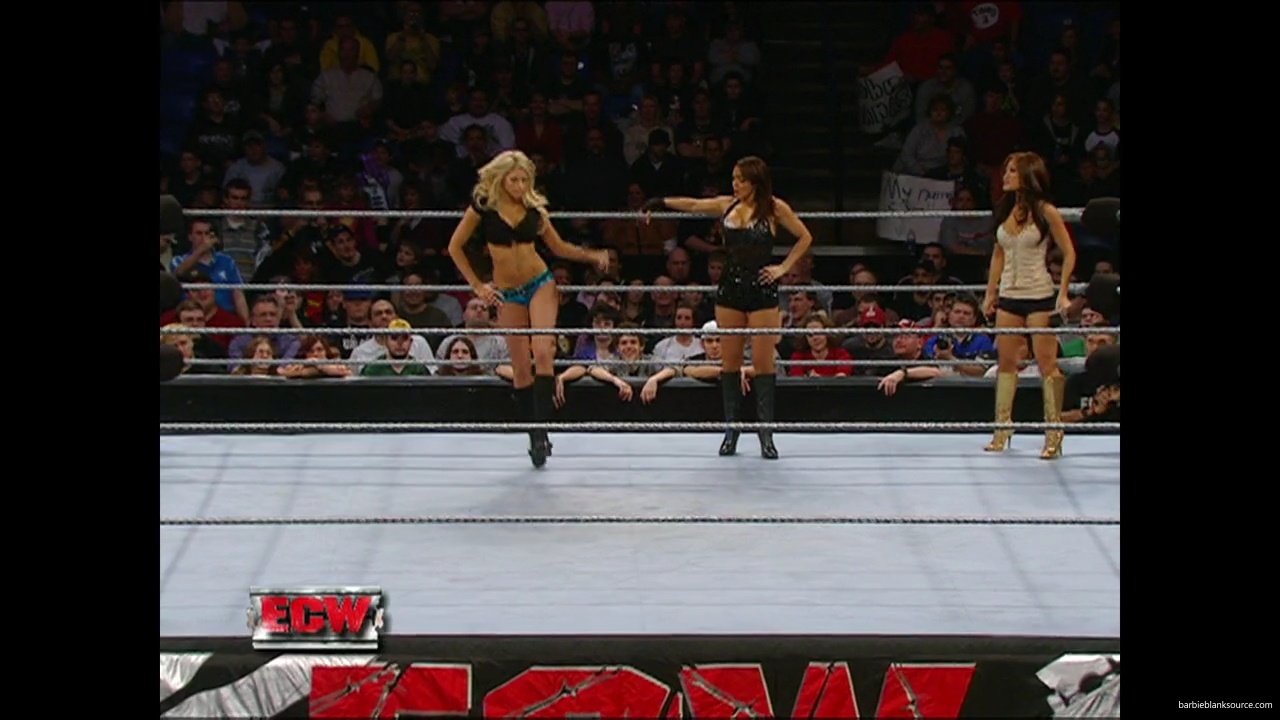 WWE_ECW_01_08_08_Kelly_Layla_Segment_Featuring_Lena_mp40162.jpg