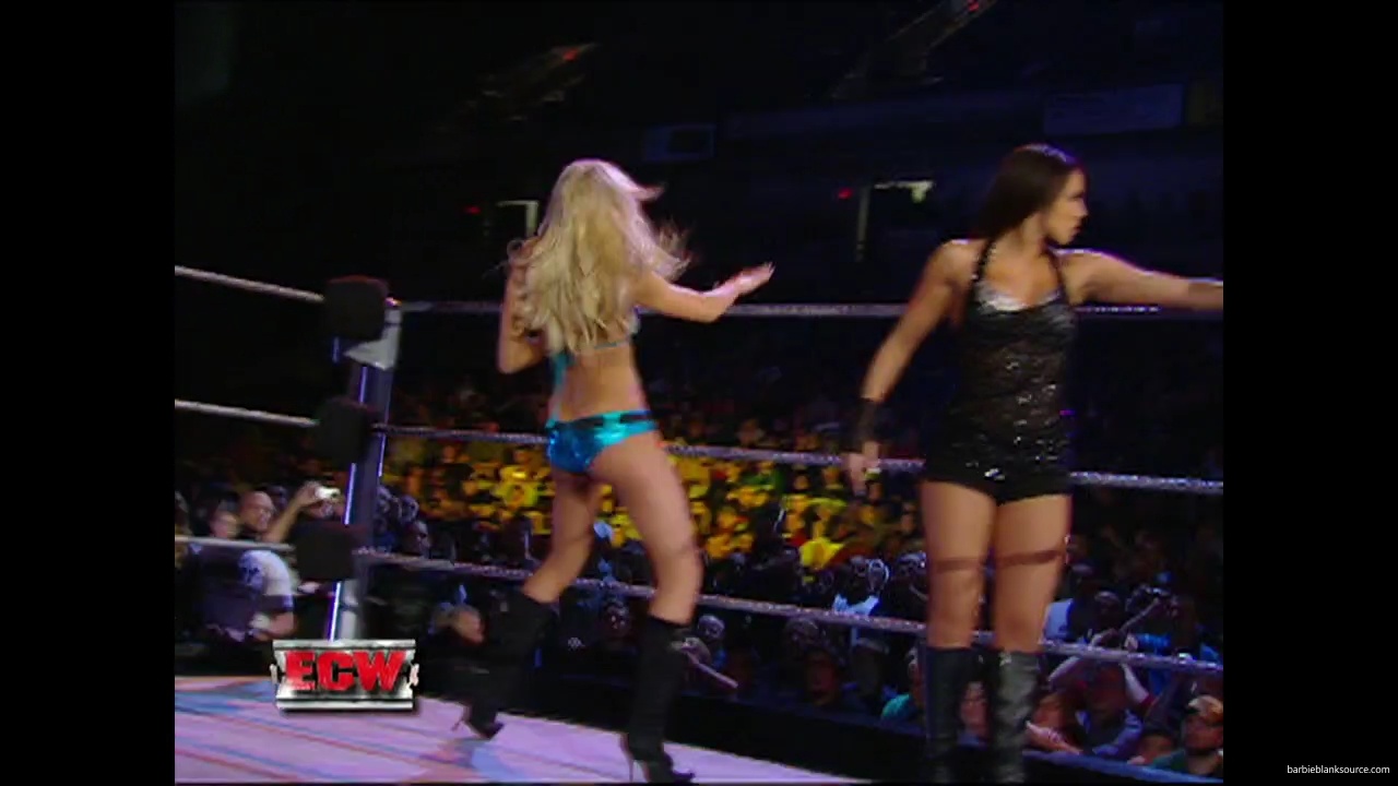 WWE_ECW_01_08_08_Kelly_Layla_Segment_Featuring_Lena_mp40178.jpg