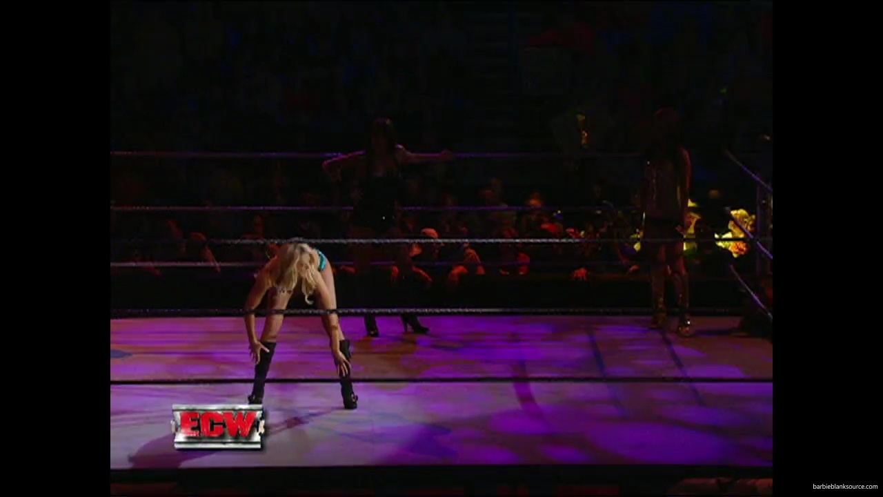 WWE_ECW_01_08_08_Kelly_Layla_Segment_Featuring_Lena_mp40191.jpg