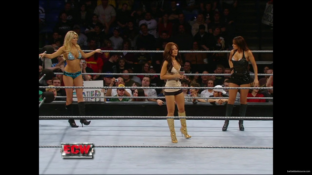WWE_ECW_01_08_08_Kelly_Layla_Segment_Featuring_Lena_mp40209.jpg
