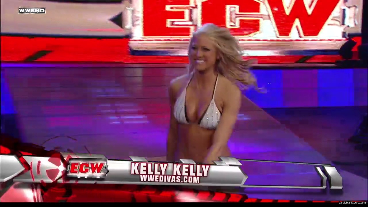 WWE_ECW_02_12_08_Kelly_vs_Layla_mp41553.jpg