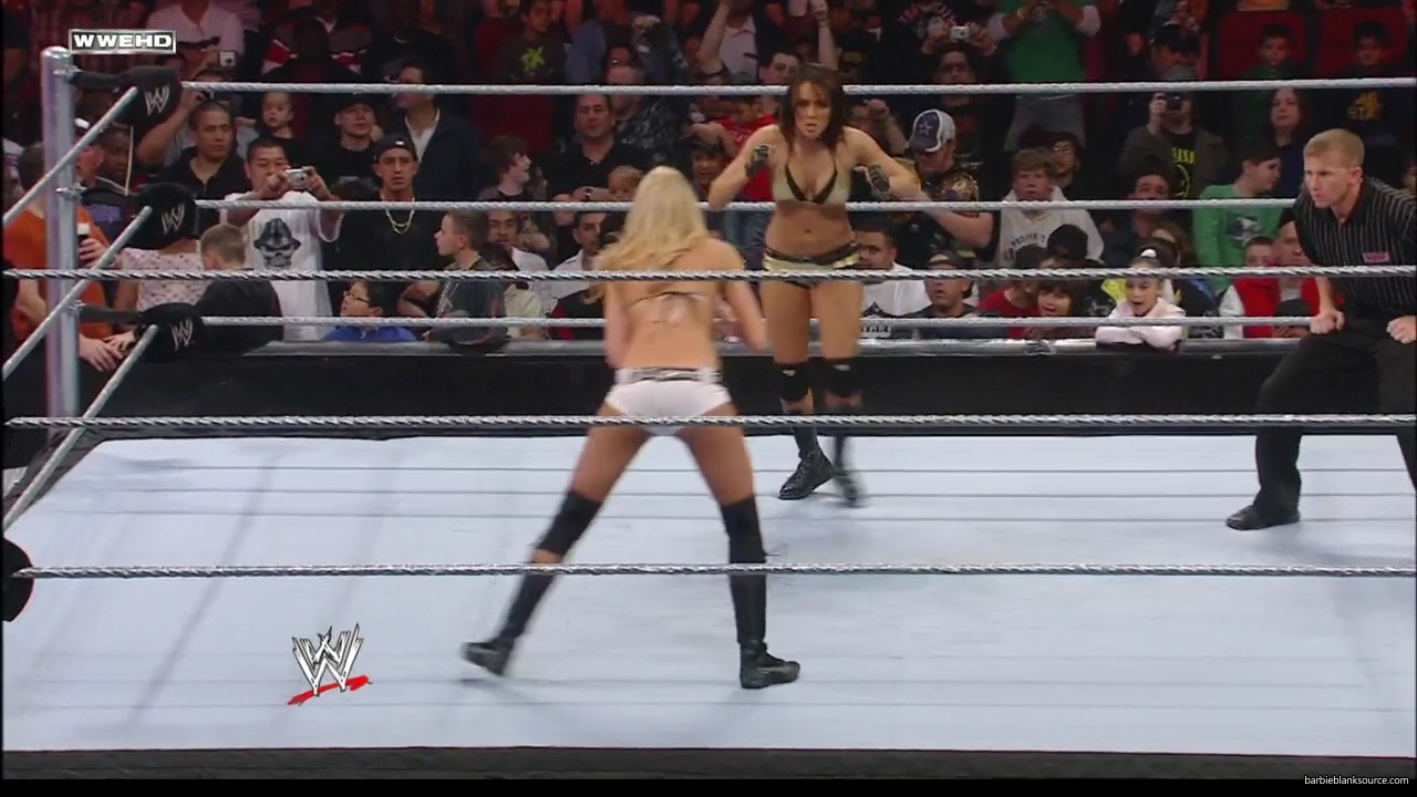 WWE_ECW_02_12_08_Kelly_vs_Layla_mp41639.jpg