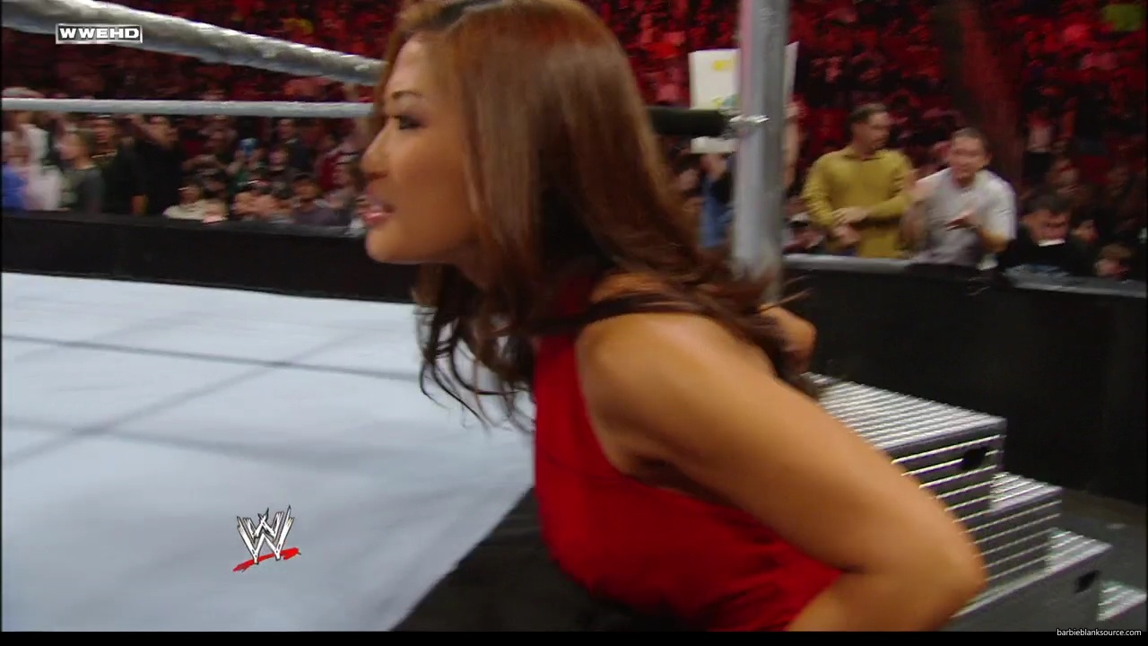 WWE_ECW_02_12_08_Kelly_vs_Layla_mp41880.jpg