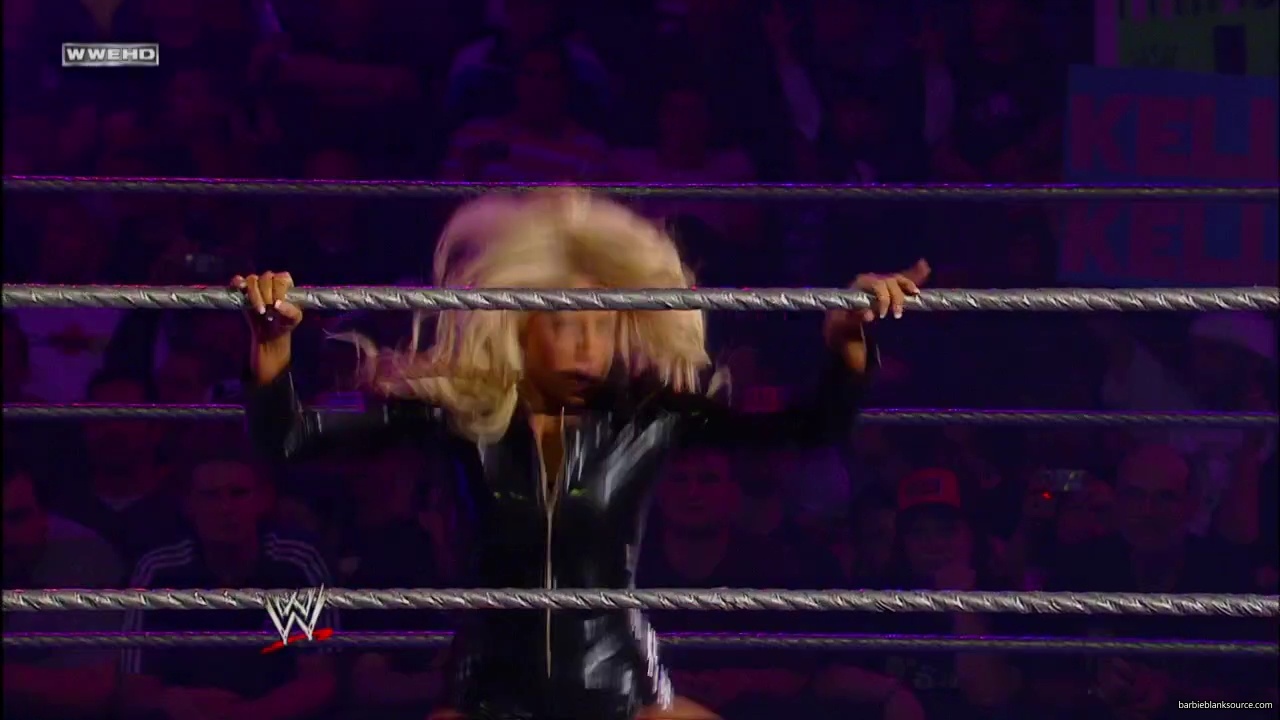 WWE_ECW_05_06_08_Kelly_Layla_Segment_mp40386.jpg