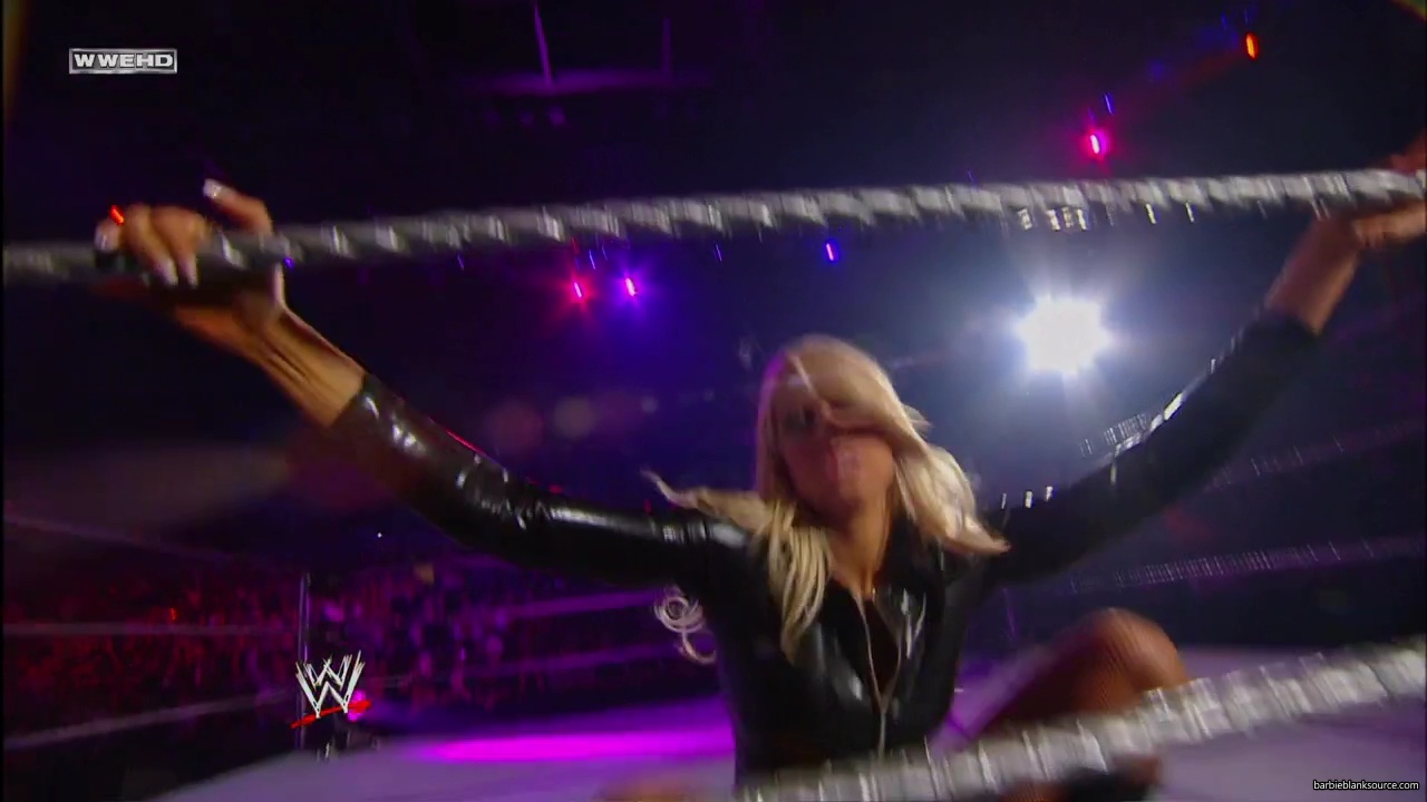 WWE_ECW_05_06_08_Kelly_Layla_Segment_mp40413.jpg