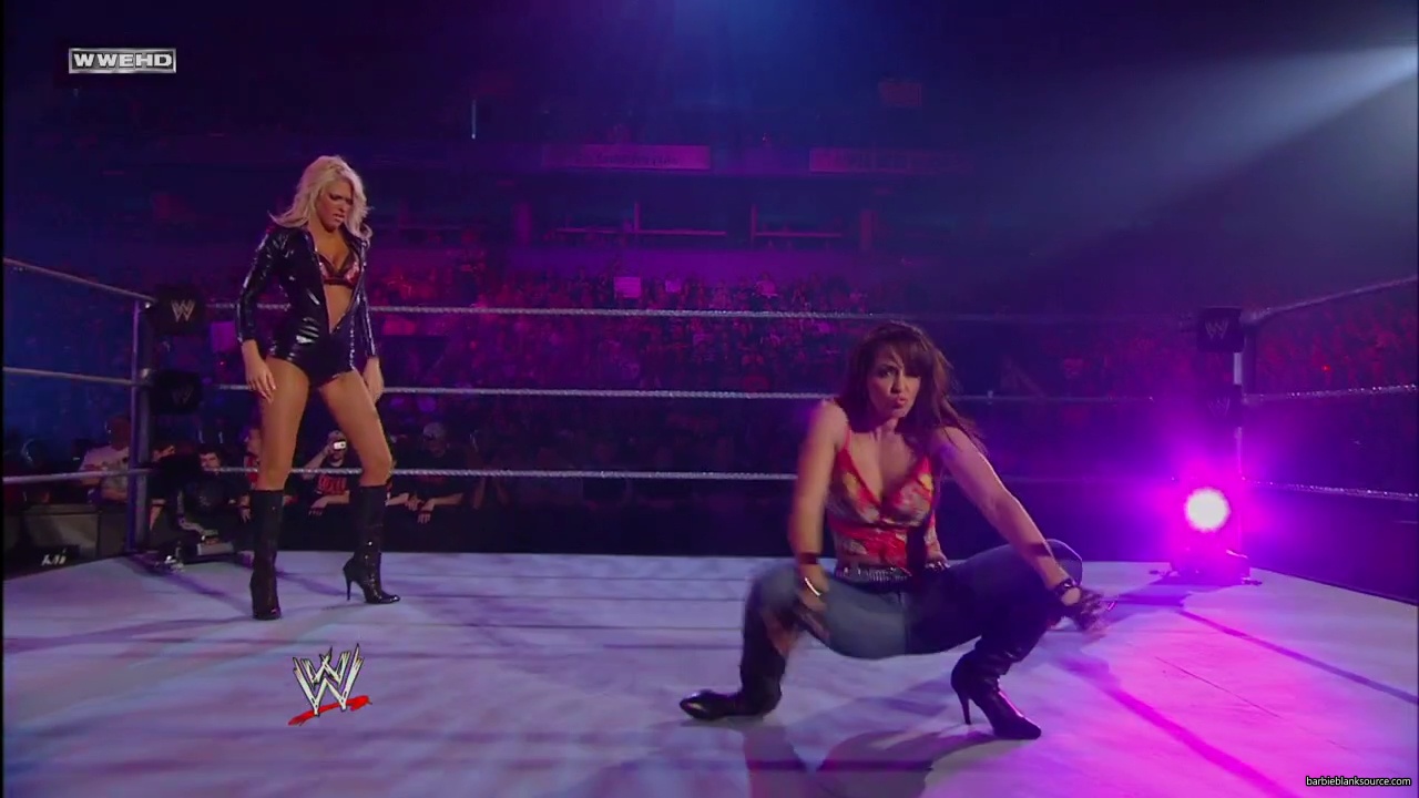 WWE_ECW_05_06_08_Kelly_Layla_Segment_mp40434.jpg