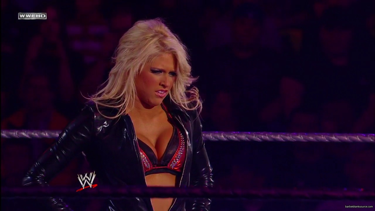 WWE_ECW_05_06_08_Kelly_Layla_Segment_mp40436.jpg