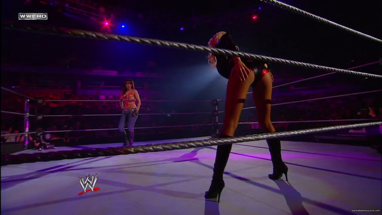 WWE_ECW_05_06_08_Kelly_Layla_Segment_mp40451.jpg