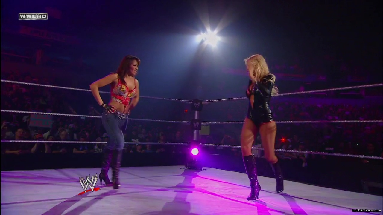 WWE_ECW_05_06_08_Kelly_Layla_Segment_mp40458.jpg