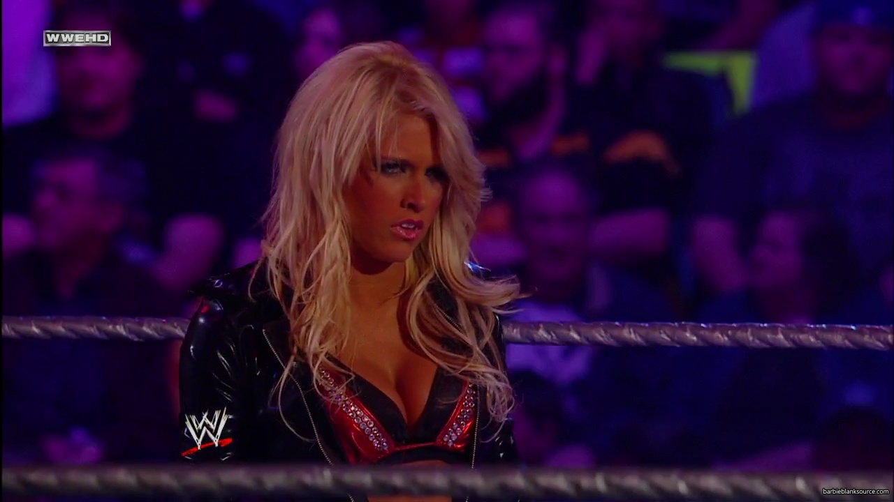 WWE_ECW_05_06_08_Kelly_Layla_Segment_mp40467.jpg