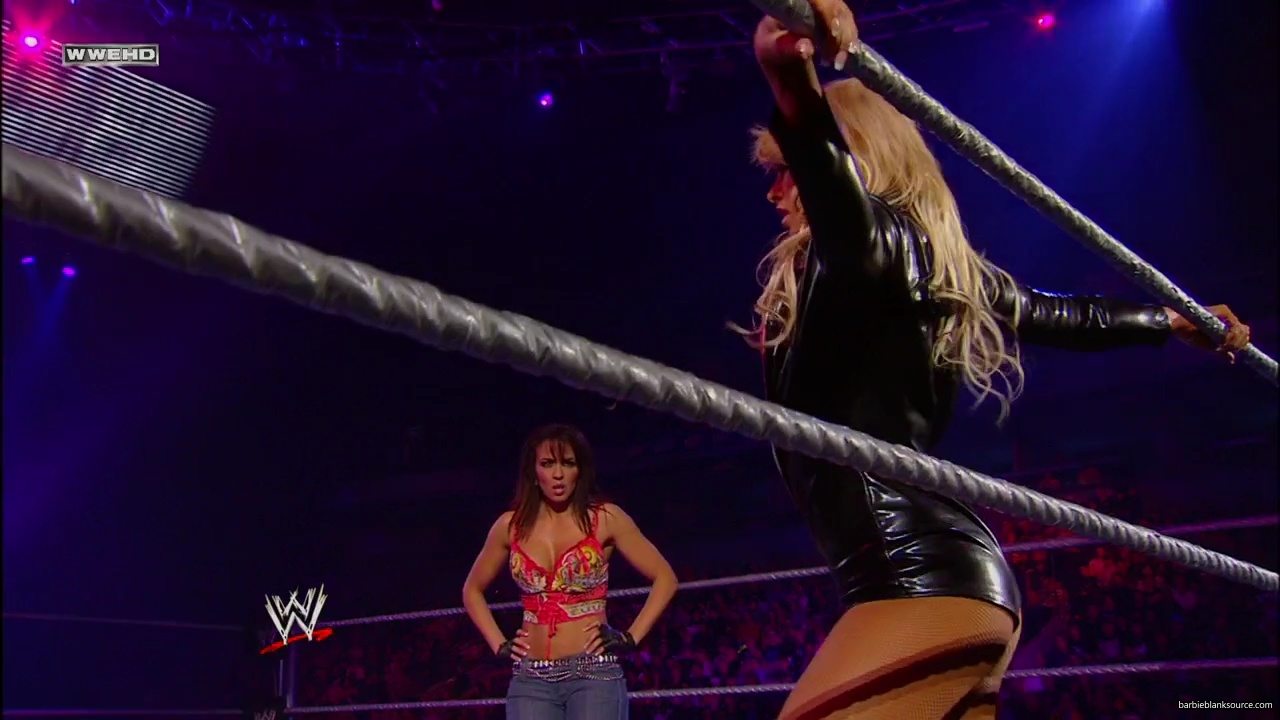 WWE_ECW_05_06_08_Kelly_Layla_Segment_mp40487.jpg