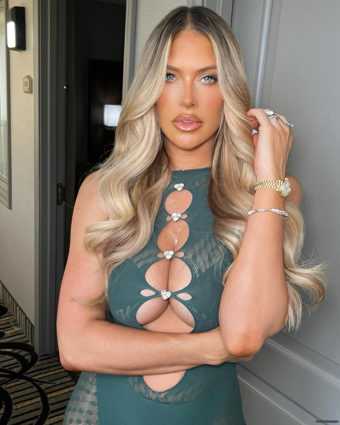 thebarbieblank_1716163495_3371746239761526135_17284606.jpg