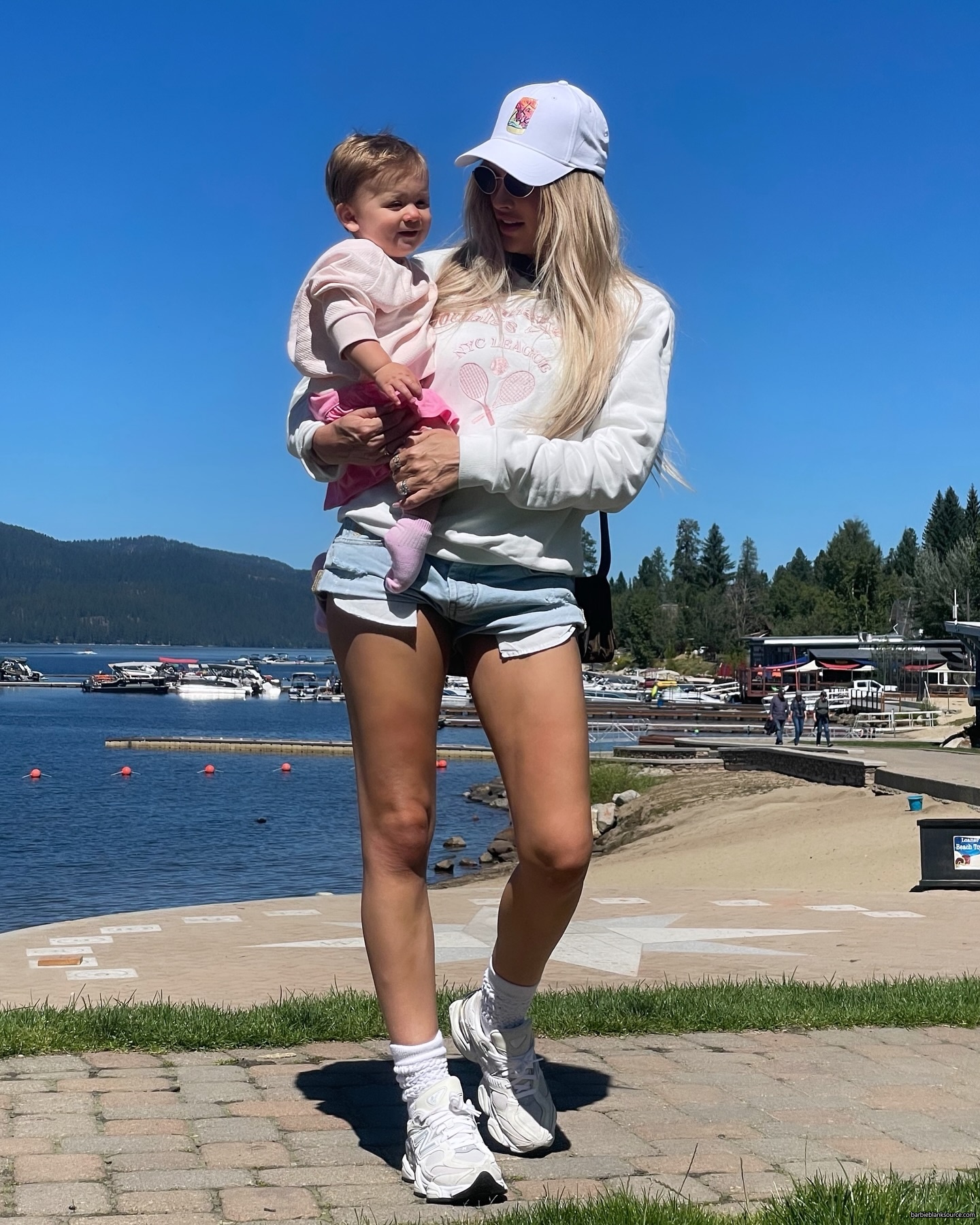 thebarbieblank_1725230580_3447806458736569943_17284606.jpg