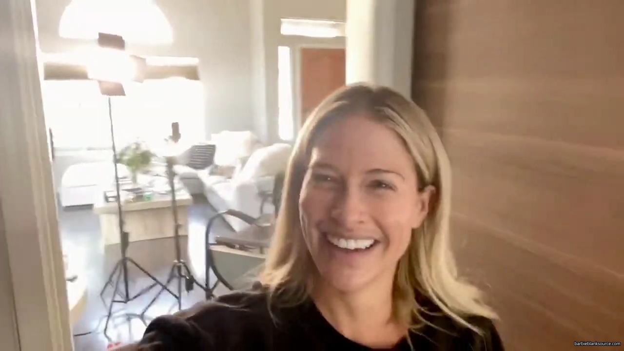A_DAY_IN_THE_LIFE_ON_CONTENT_SHOOT_DAY_mp40139.jpg