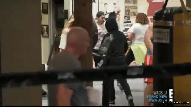 WAGS_s03e05_No_Ring_No_Deal_mp40545.jpg WAGS_s03e05_No_Ring_No_Deal_mp40545.jpg