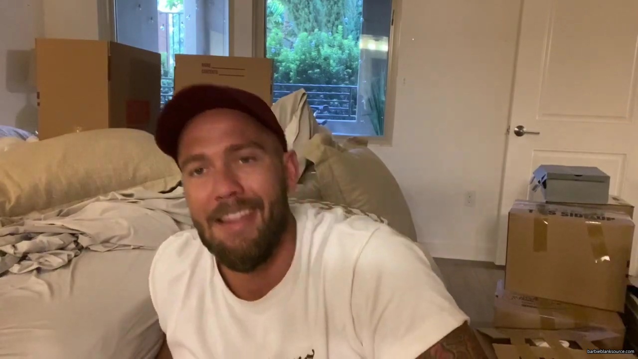 WE_ARE_MOVING_INTO_OUR_NEW_HOUSE212121_mp40635.jpg WE_ARE_MOVING_INTO_OUR_NEW_HOUSE212121_mp40635.jpg