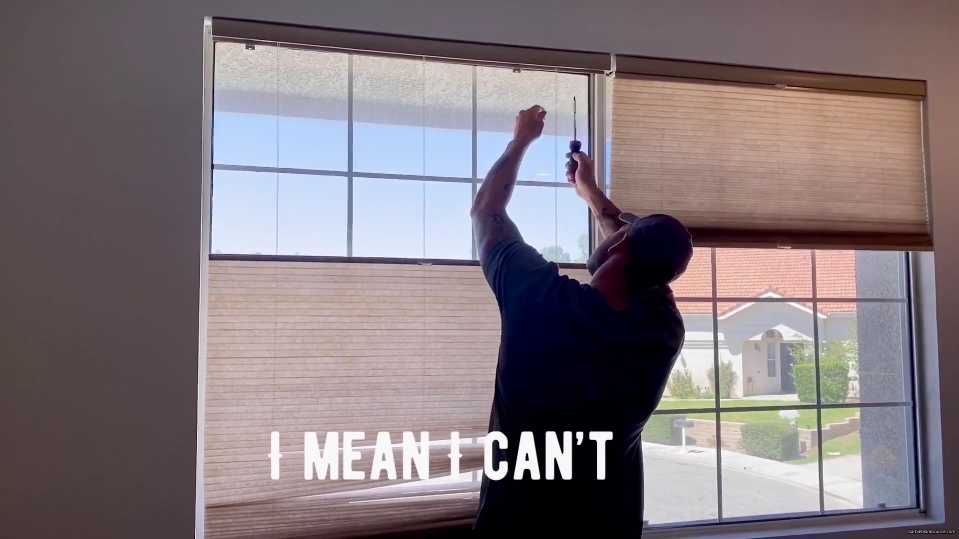 WHO_KNEW_DIYing_COULD_BE_SO_MUCH_FUN__21__mp40505.jpg WHO_KNEW_DIYing_COULD_BE_SO_MUCH_FUN__21__mp40505.jpg