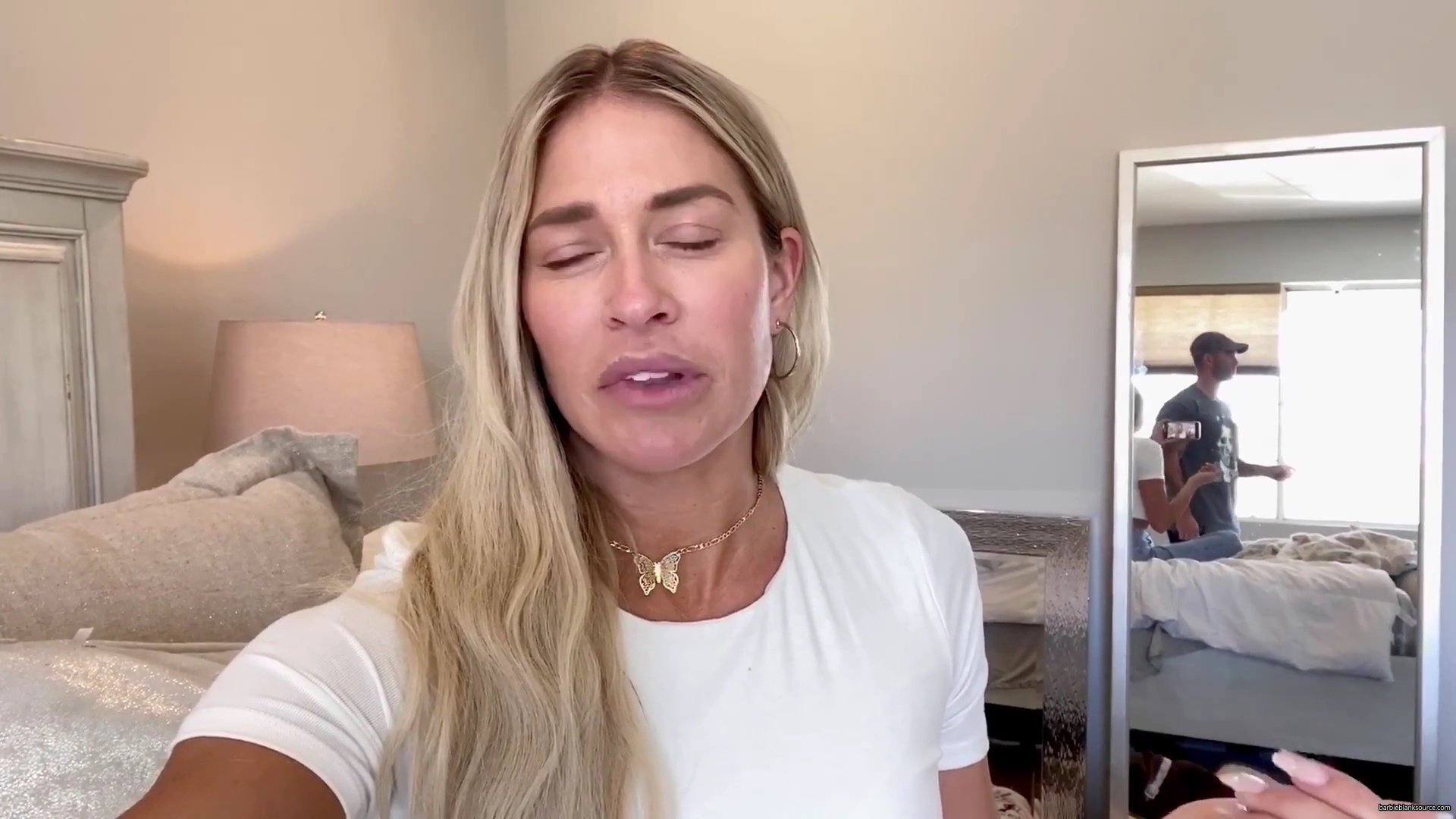 WHO_KNEW_DIYing_COULD_BE_SO_MUCH_FUN__21__mp40564.jpg WHO_KNEW_DIYing_COULD_BE_SO_MUCH_FUN__21__mp40564.jpg