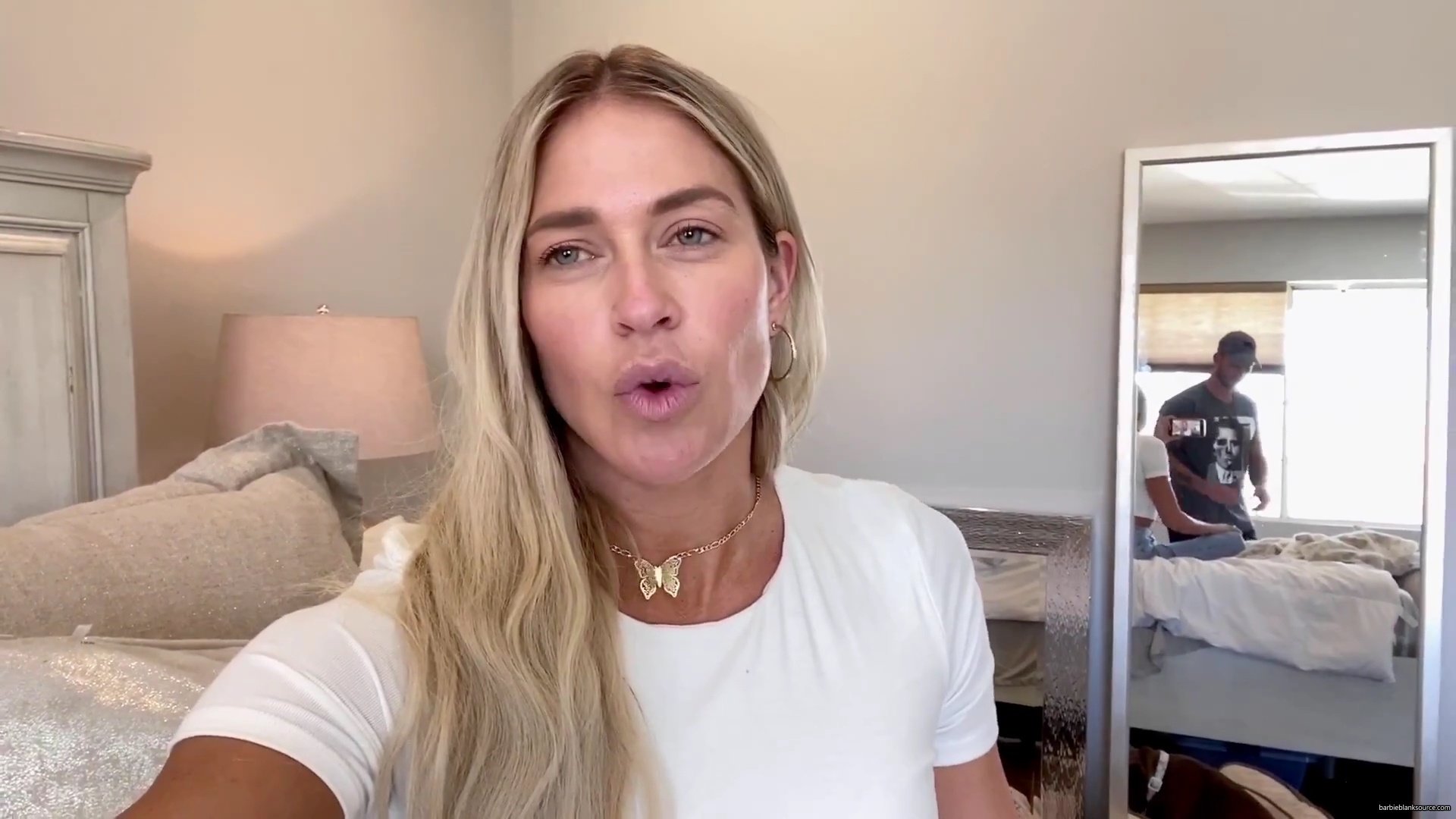 WHO_KNEW_DIYing_COULD_BE_SO_MUCH_FUN__21__mp40566.jpg WHO_KNEW_DIYing_COULD_BE_SO_MUCH_FUN__21__mp40566.jpg