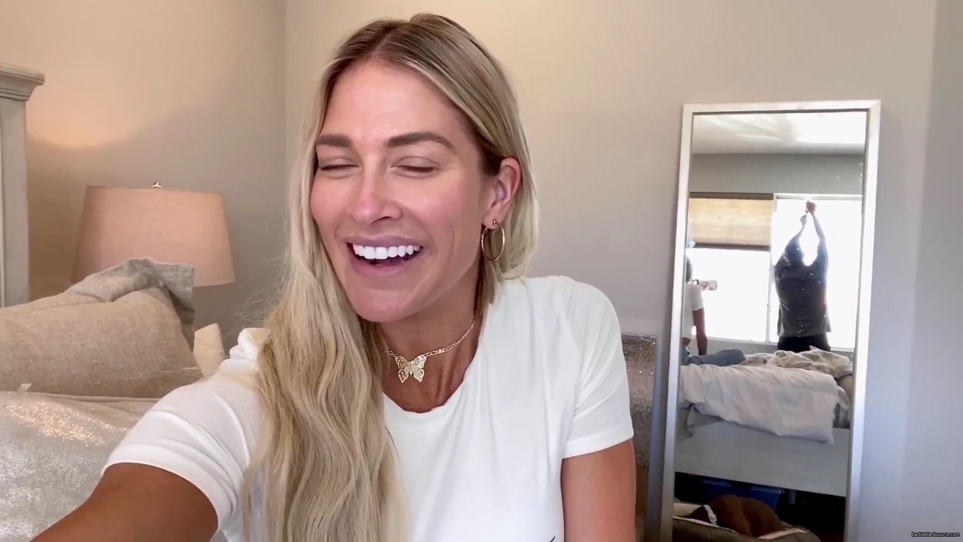 WHO_KNEW_DIYing_COULD_BE_SO_MUCH_FUN__21__mp40636.jpg WHO_KNEW_DIYing_COULD_BE_SO_MUCH_FUN__21__mp40636.jpg